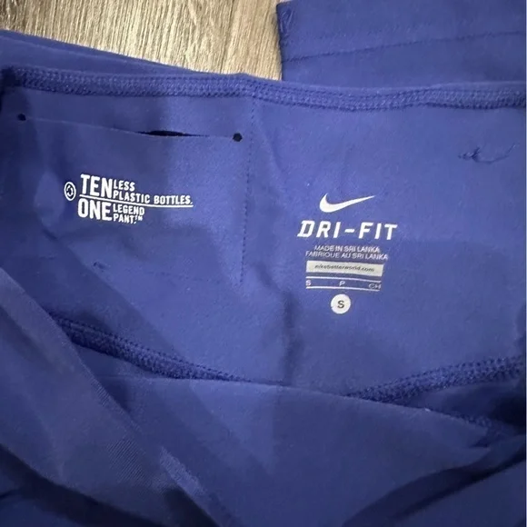 Nike Dri-Fit Ten Less Plastic Legend 2.0 Tight Poly Capri Leggings Blue Size S - Picture 7 of 12